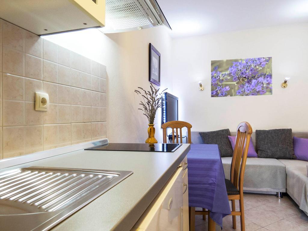 Apartments Tomasic Baska  Ngoại thất bức ảnh