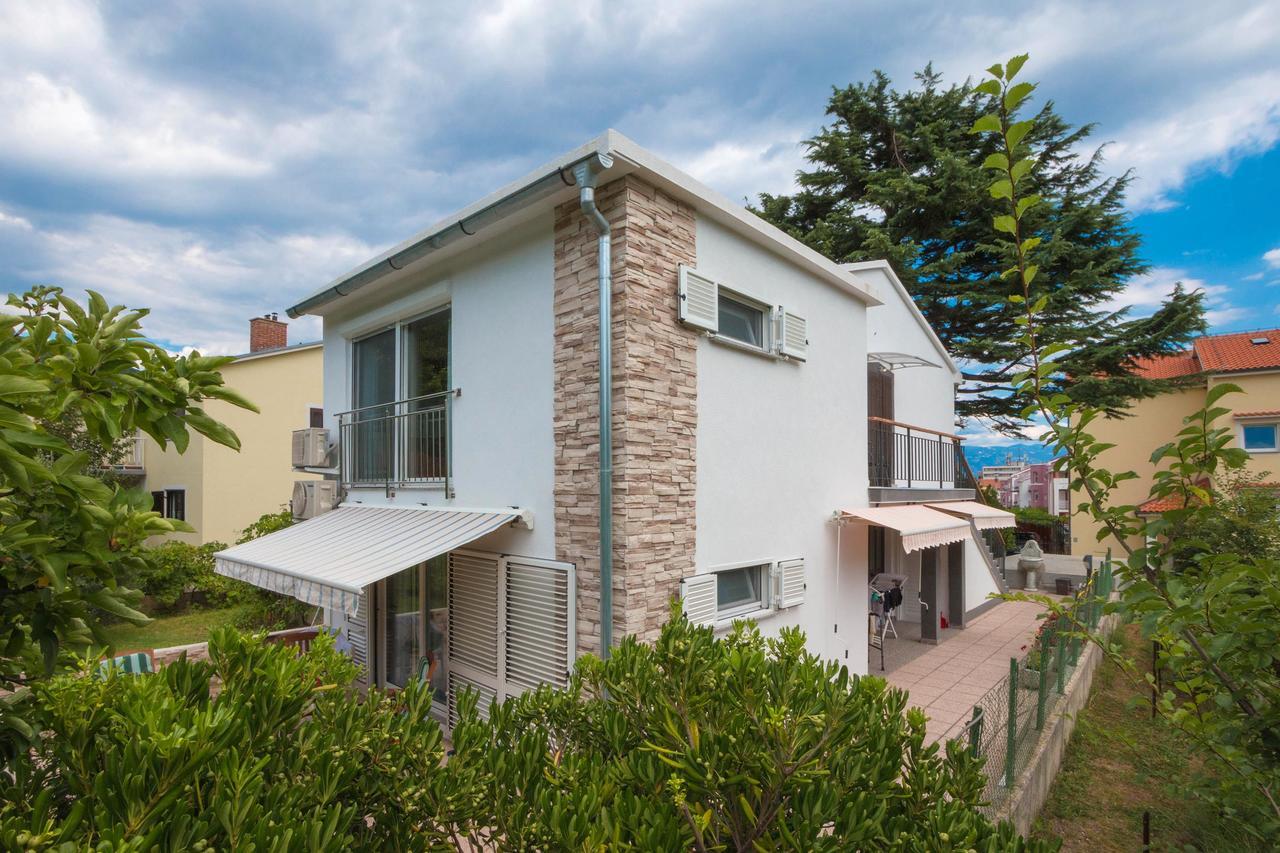 Apartments Tomasic Baska  Ngoại thất bức ảnh